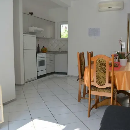 Tanja Apartment *